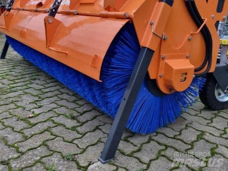 Saphir SKM 28 Cadde süpürücüler
