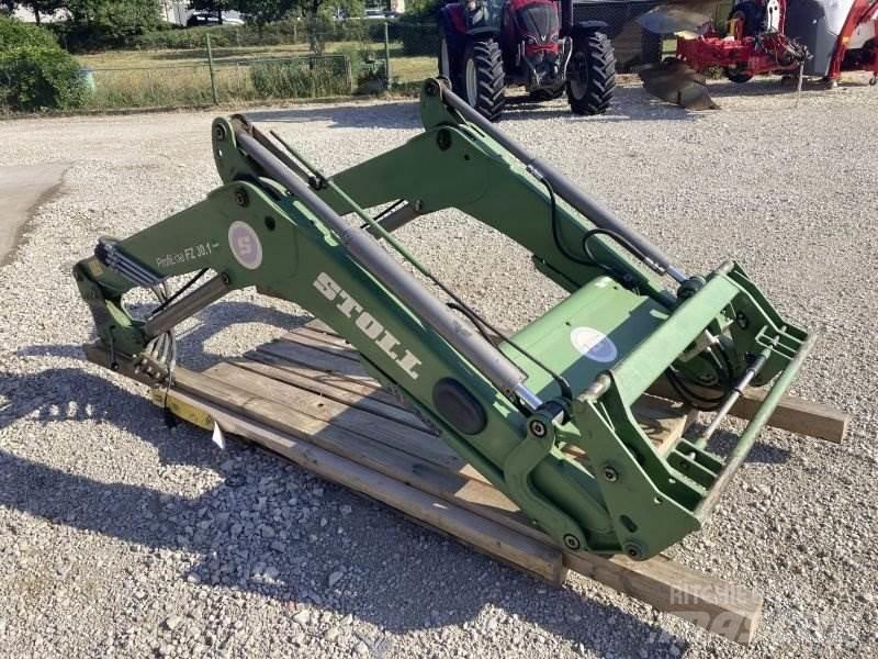 Stoll FZ 30.1 Ön yükleyici ve kazicilar