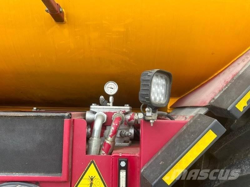 Vredo VT 3926 Sivi gübre ve ilaç tankerleri
