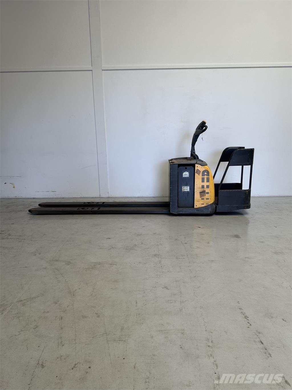Atlet PLP/200 Düsük seviye kaldirici