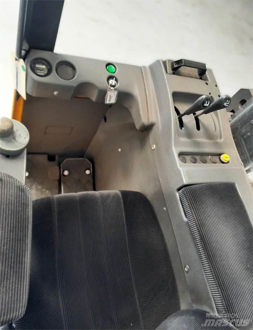 Atlet XSN160 Akülü depo ekipmanları