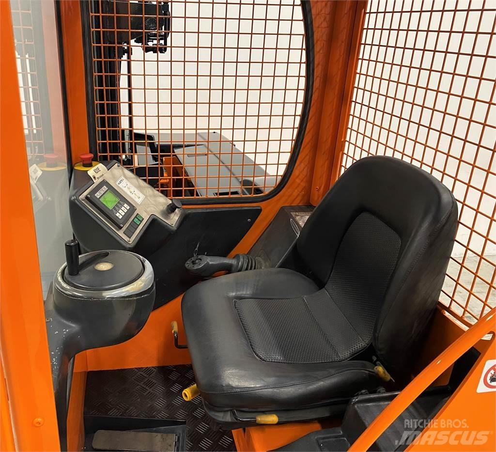 Hubtex MQ 30 AC 4 yönlü reach truck