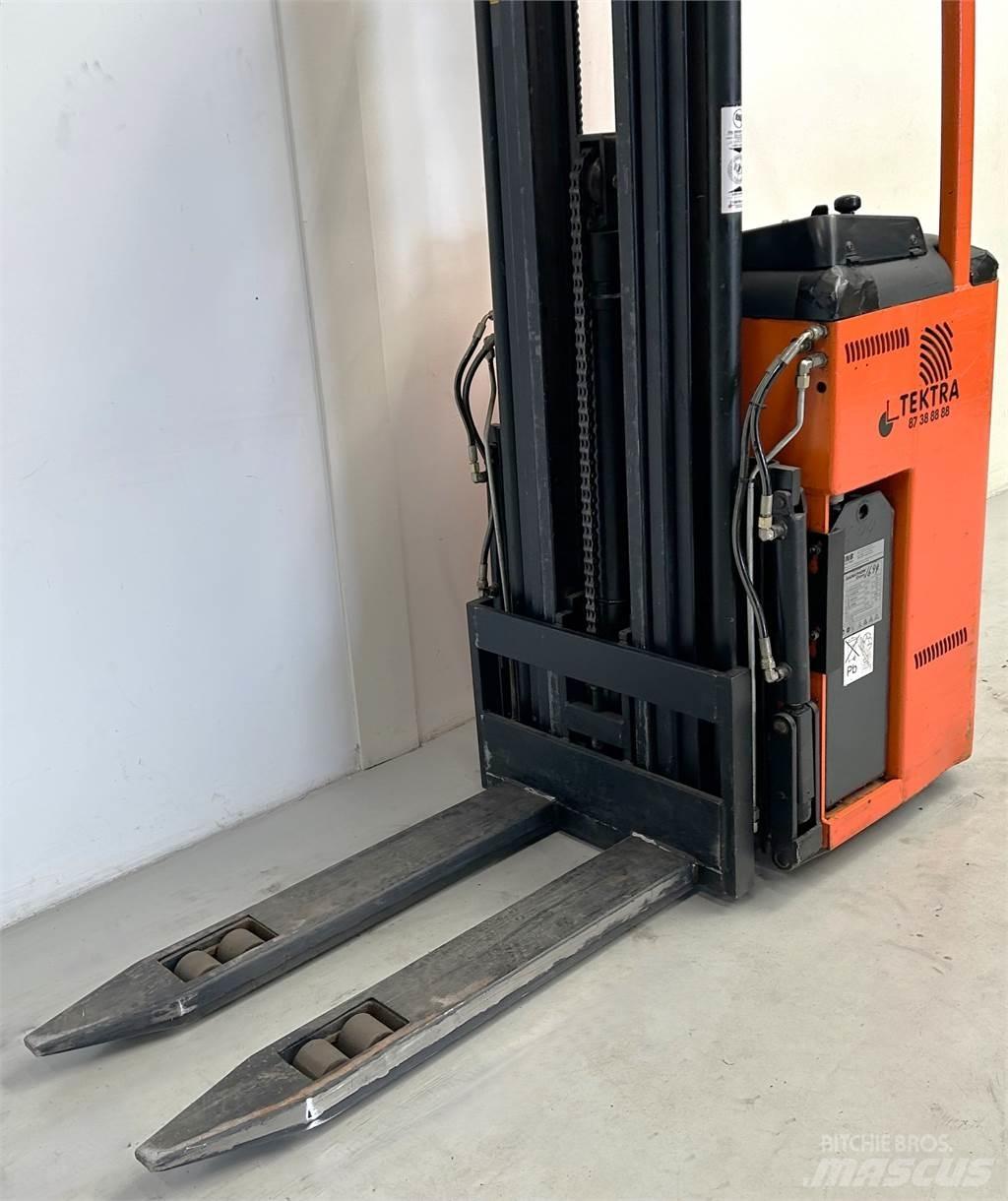 Rocla SST 12 TREV Akülü depo ekipmanları