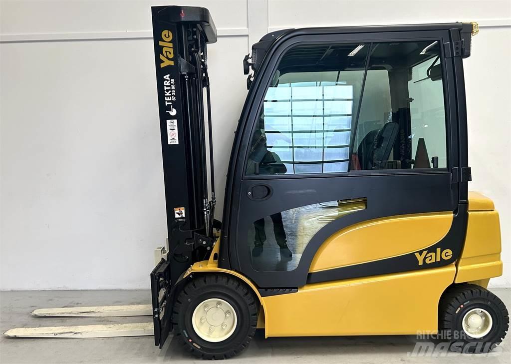 Yale ERP30VL (LWB) Elektrikli forkliftler