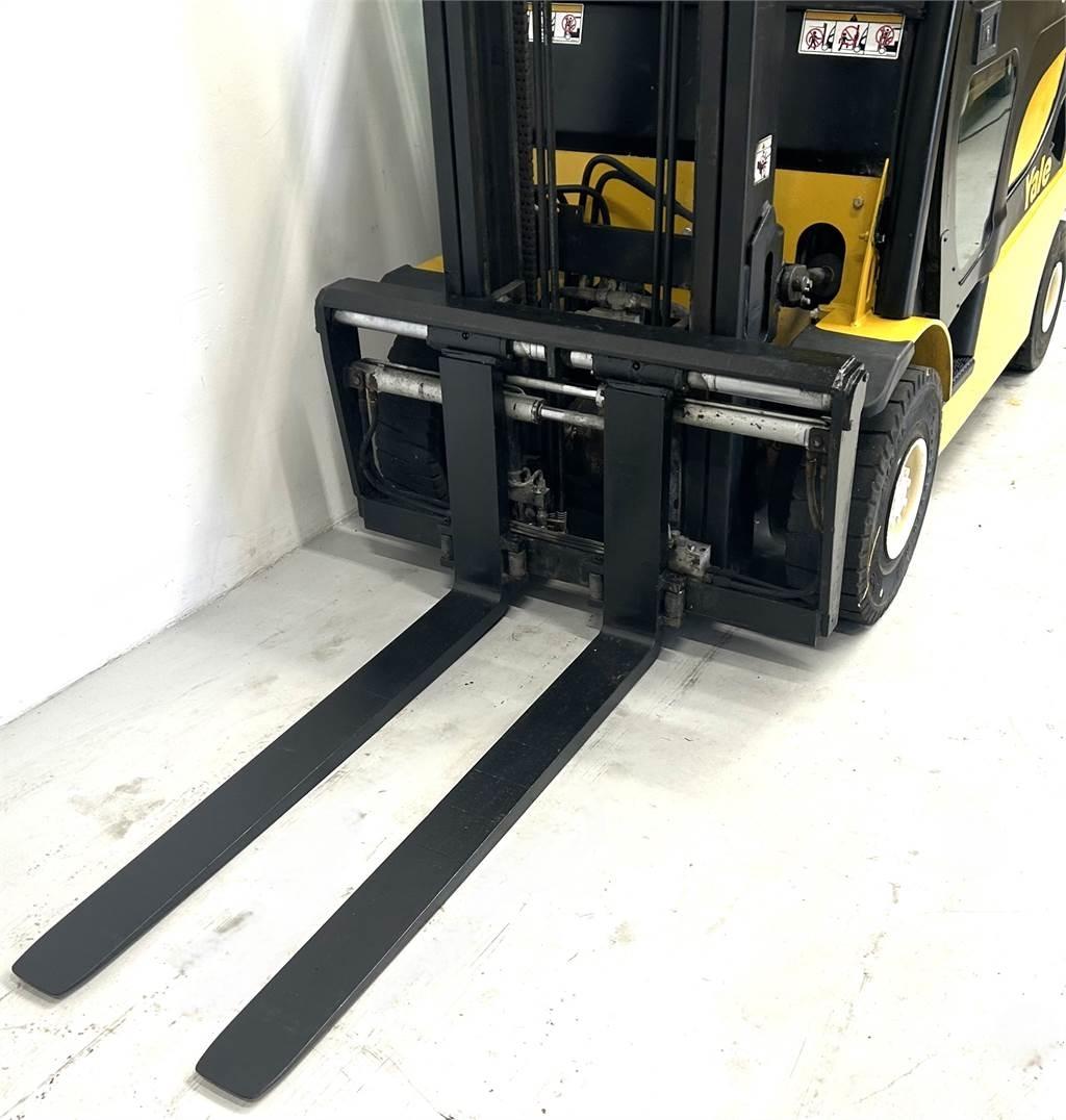 Yale GDP25LX Dizel forkliftler