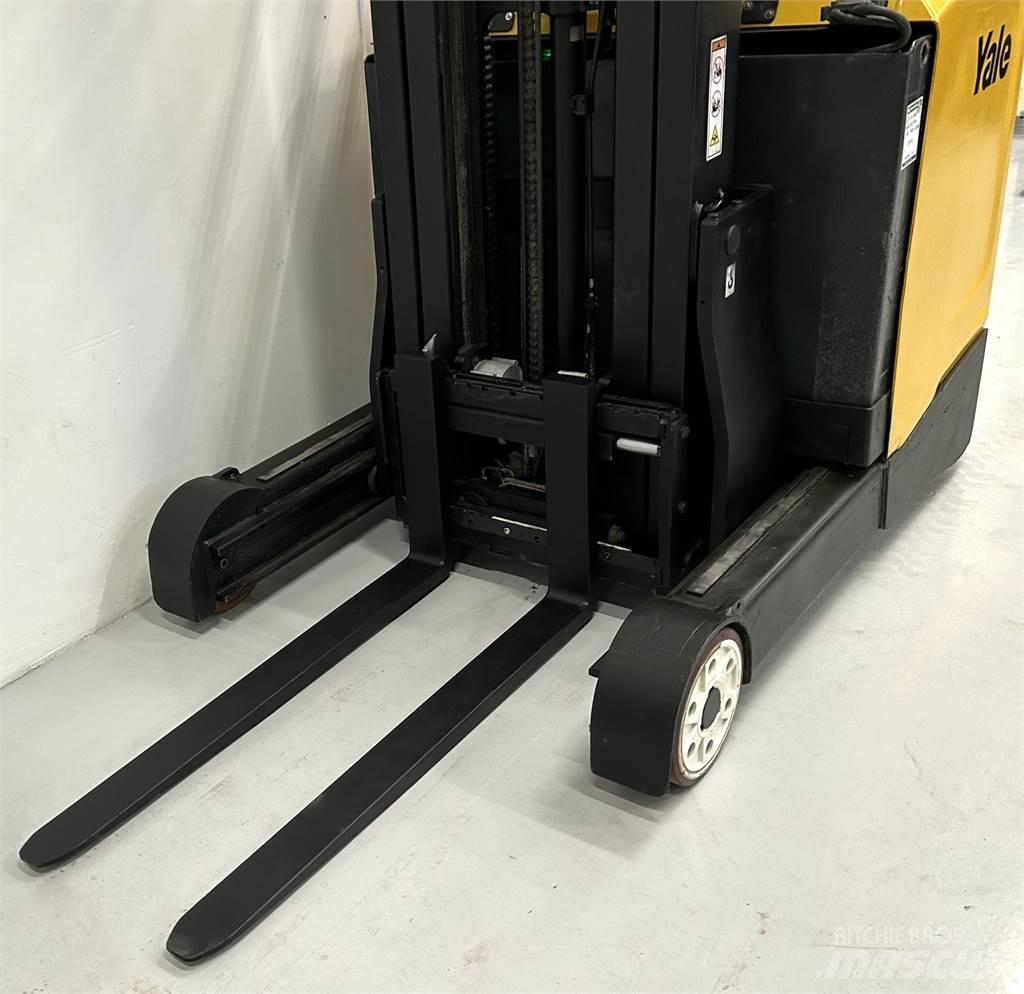 Yale MR14 Reach truck - depo içi istif araçları