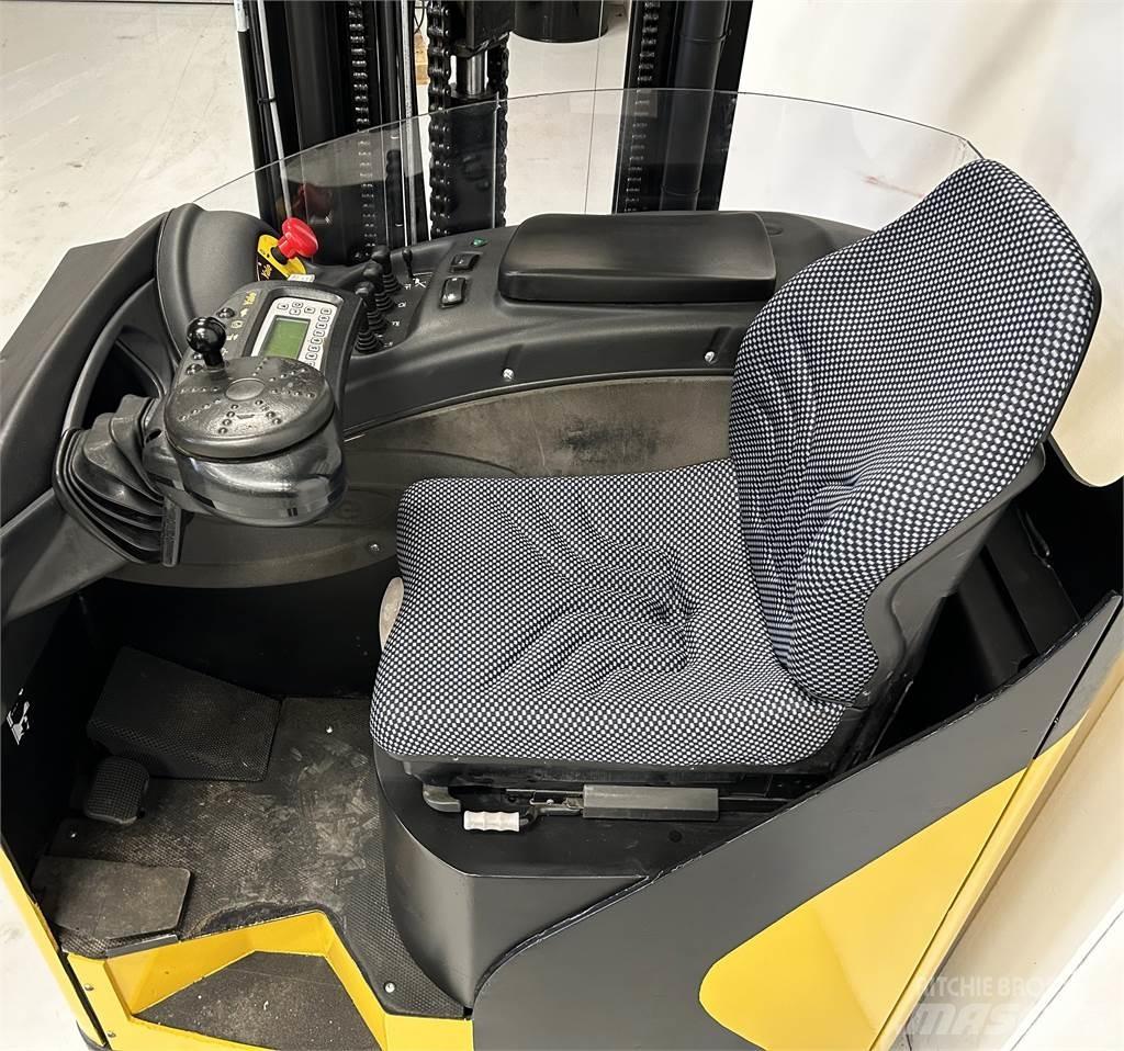 Yale MR16 Reach truck - depo içi istif araçları