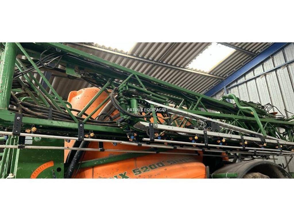 Amazone UX5200 Çekilir pülverizatörler