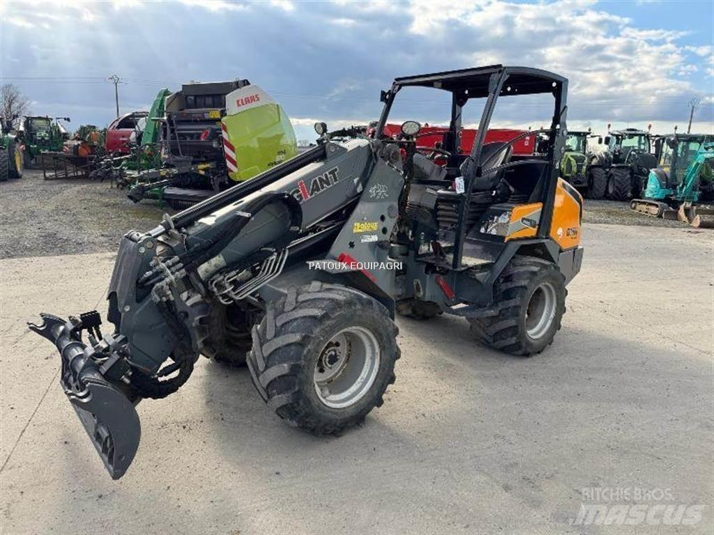 GiANT G3500 Mini yükleyiciler