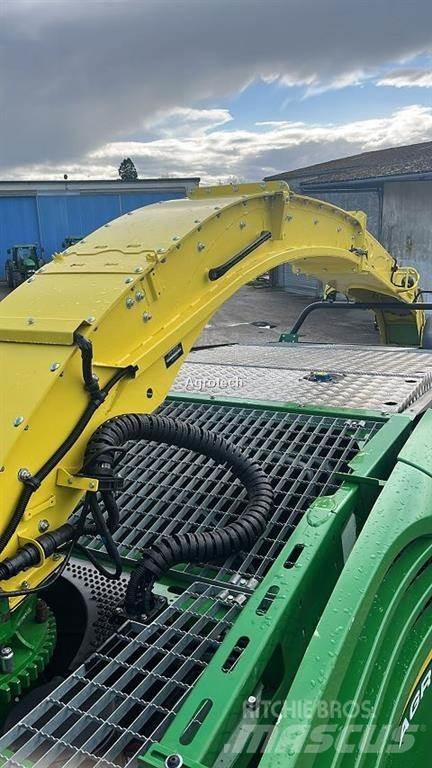 John Deere 8400 Silaj makinasi