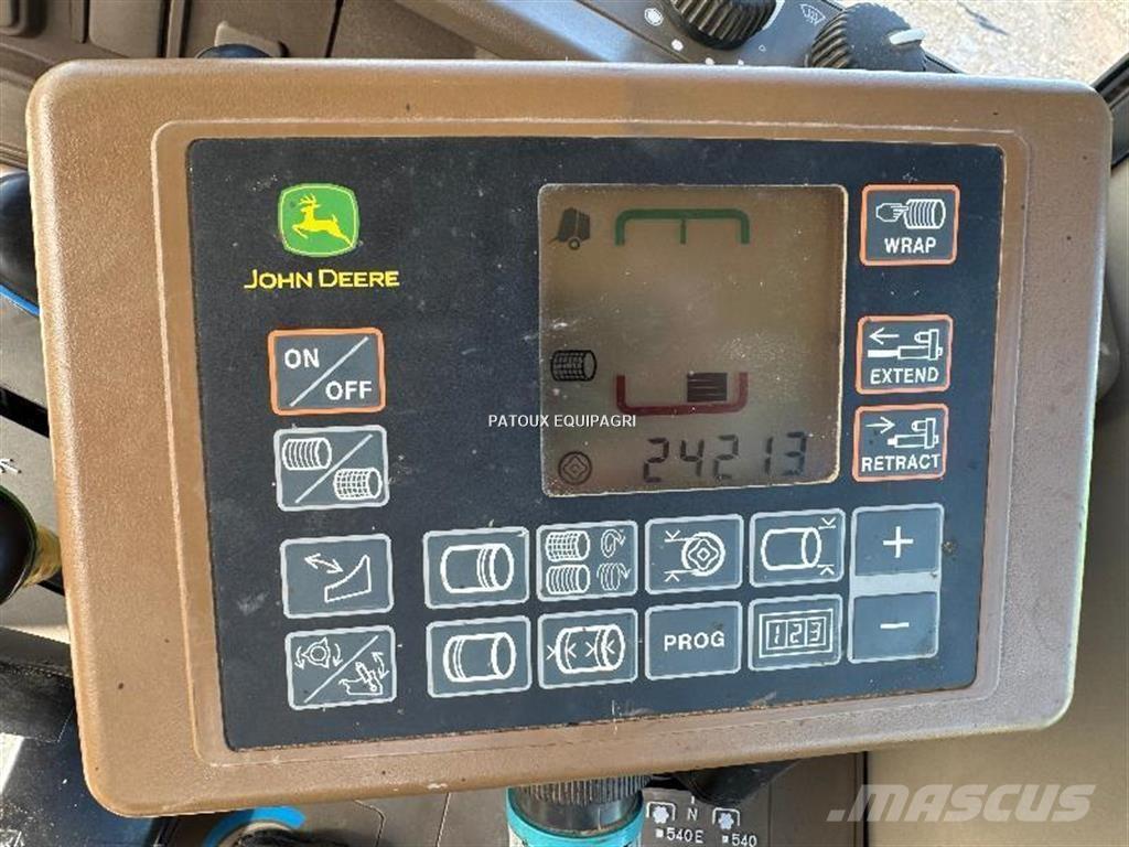 John Deere 864 Rulo balya makinalari