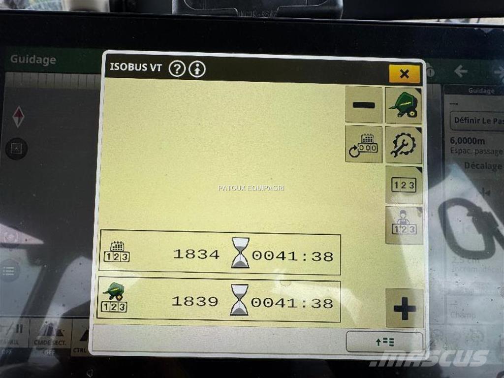 John Deere V461R Rulo balya makinalari