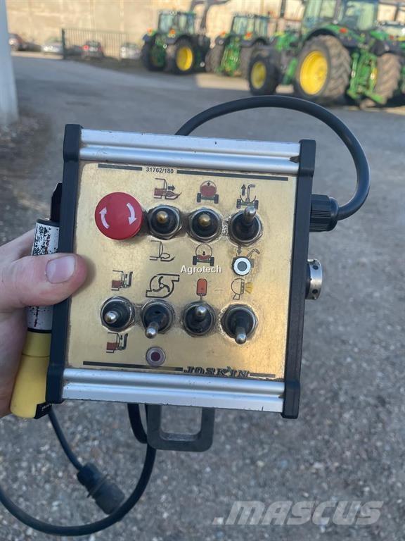 Joskin 1800TS Sivi gübre ve ilaç tankerleri