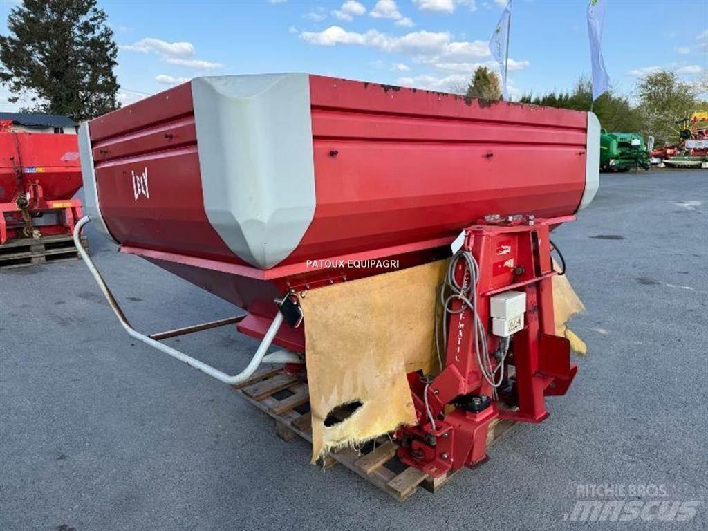 Lely CENTERLINER Mineral gübre dagiticilar
