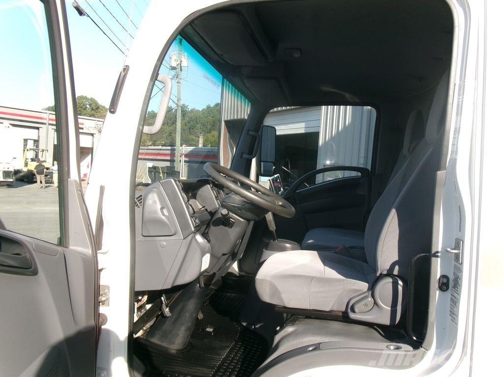 Isuzu NPR Kapali kasa kamyonlar