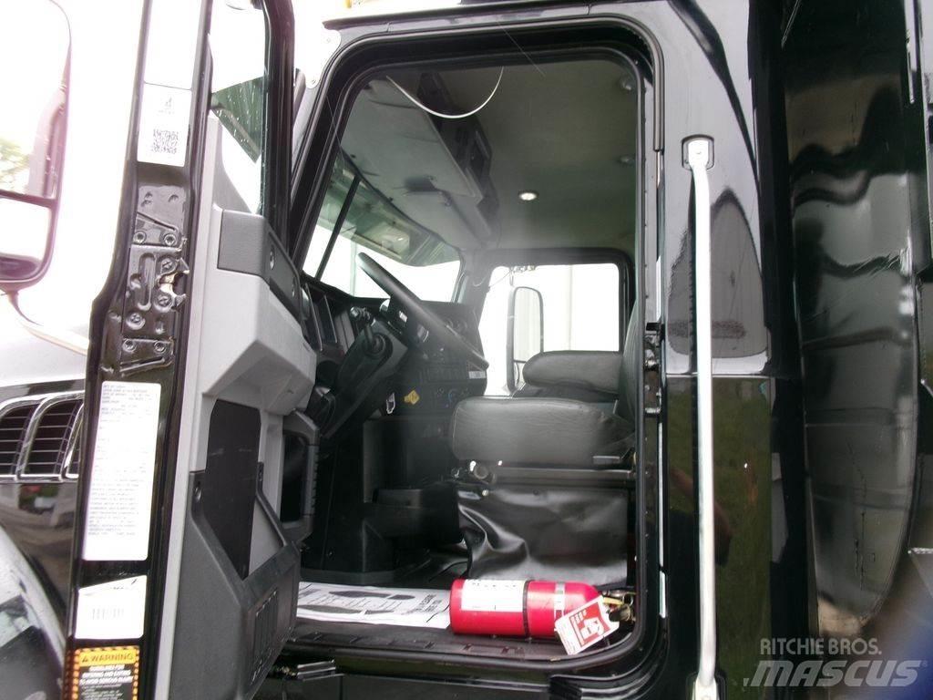Mack GR64F Damperli kamyonlar