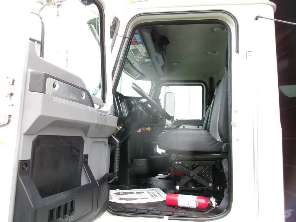 Mack GU713 Damperli kamyonlar
