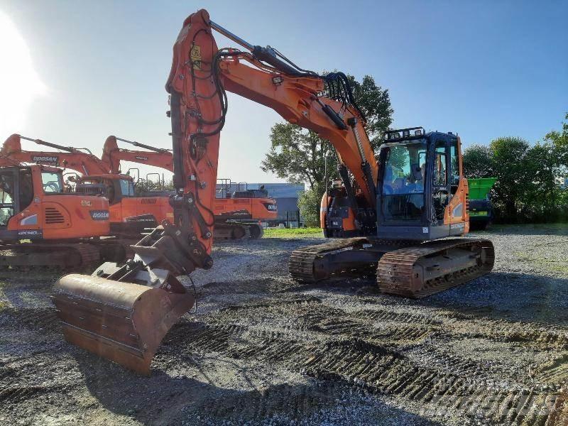 Doosan DX140LCR5 Paletli ekskavatörler