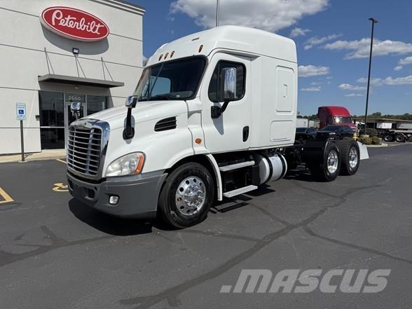 Freightliner CASCADIA 116 Çekiciler