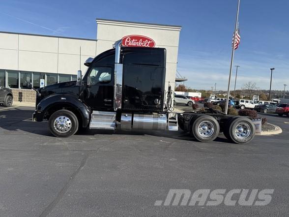 Kenworth T880 Çekiciler