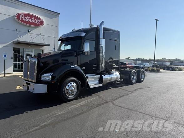 Kenworth T880 Çekiciler