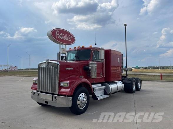 Kenworth W900B Çekiciler