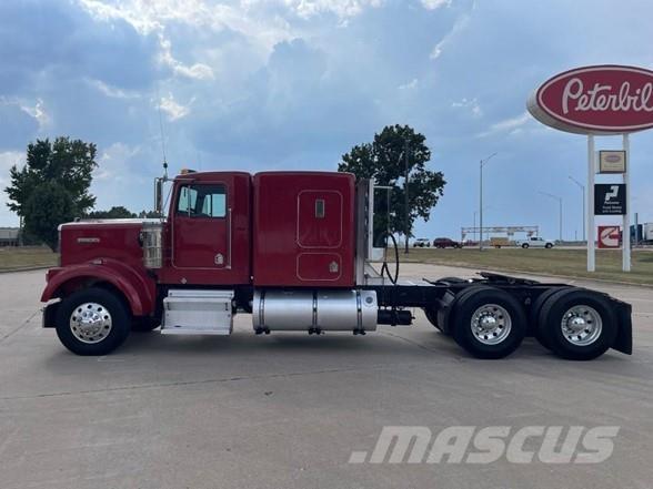 Kenworth W900B Çekiciler