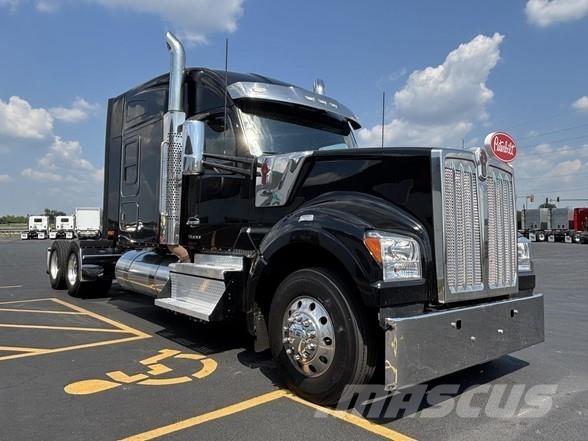 Kenworth W990 Çekiciler