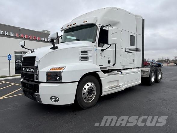 Mack ANTHEM 64T Çekiciler