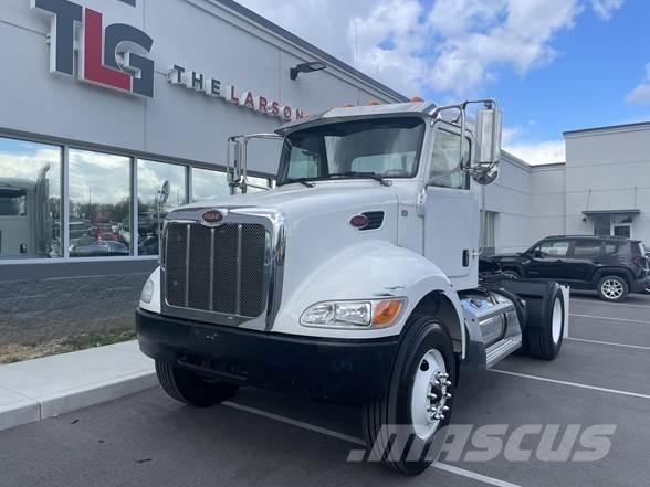 Peterbilt 337 Çekiciler