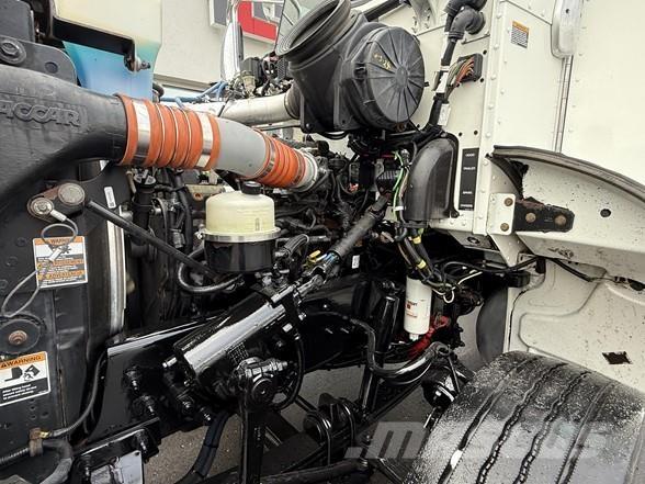 Peterbilt 337 Çekiciler