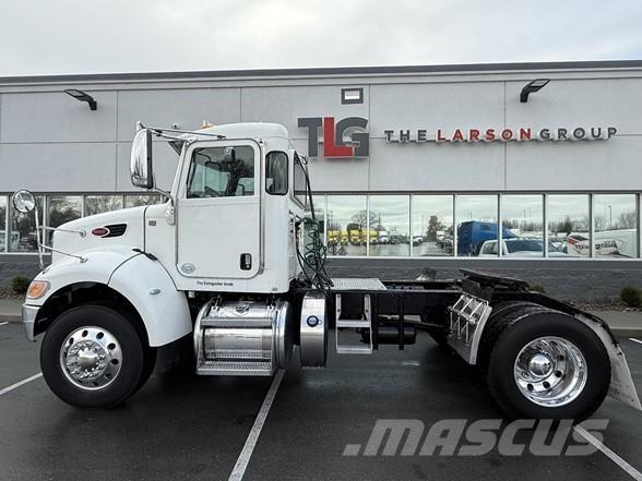 Peterbilt 337 Çekiciler