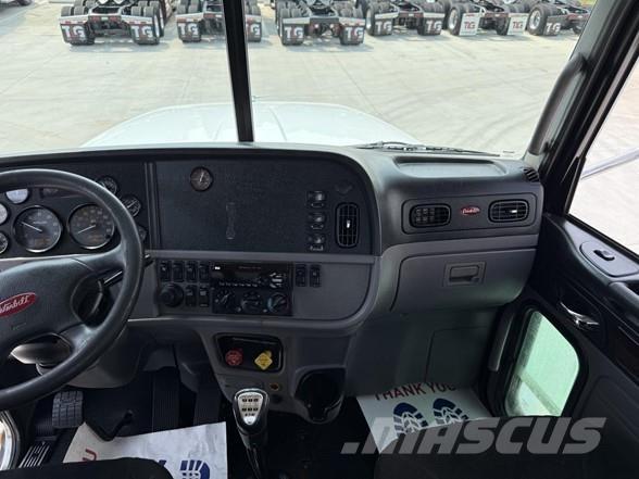 Peterbilt 367 Çekiciler
