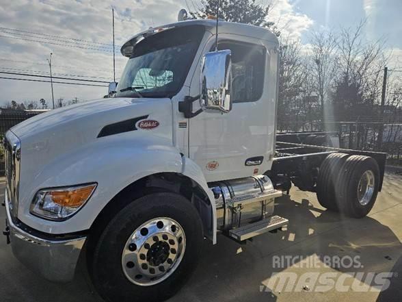 Peterbilt 536 Çekiciler