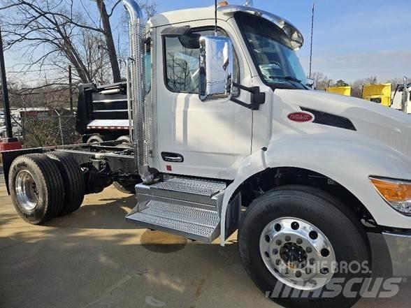 Peterbilt 536 Çekiciler