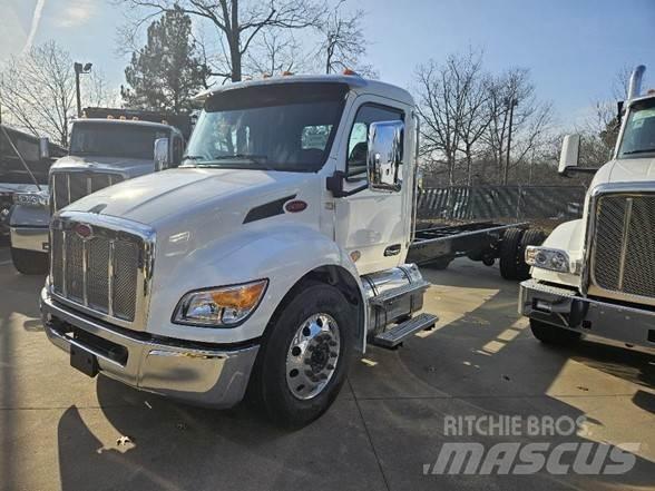 Peterbilt 536 Çekiciler