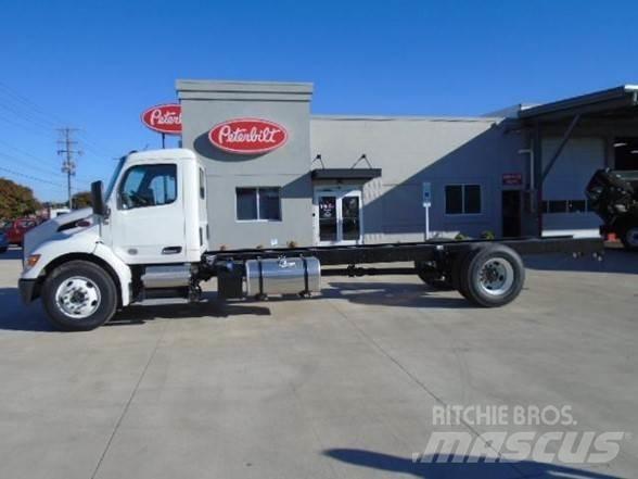 Peterbilt 536 Çekiciler