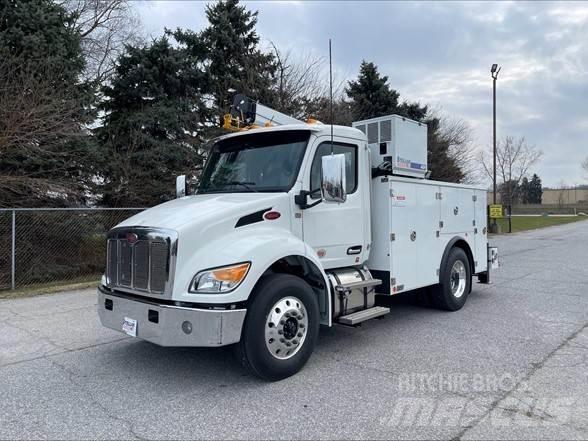 Peterbilt 536 Diger