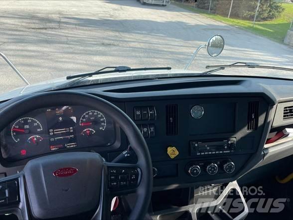 Peterbilt 536 Diger