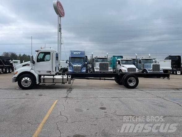 Peterbilt 536 Çekiciler