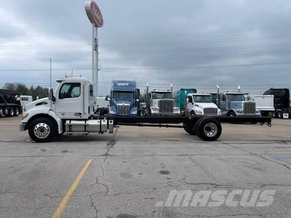 Peterbilt 536 Çekiciler