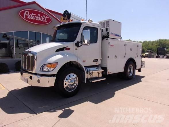 Peterbilt 536 Diger