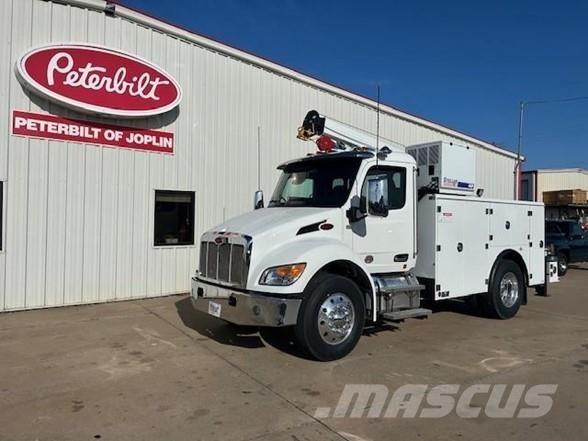 Peterbilt 536 Diger