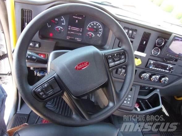 Peterbilt 536 Diger