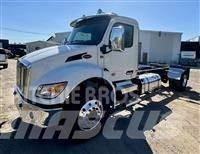Peterbilt 537 Çekiciler