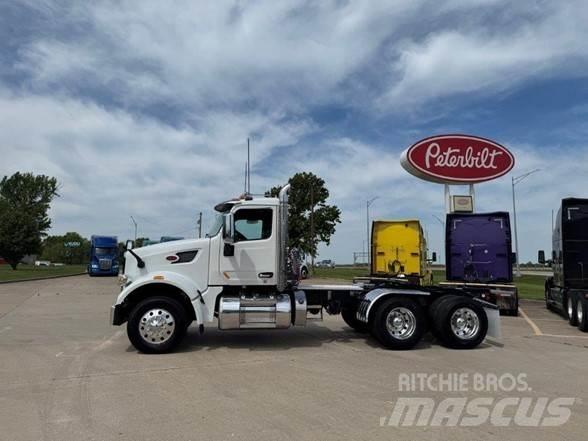 Peterbilt 567 Çekiciler