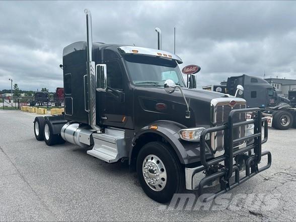 Peterbilt 567 Çekiciler