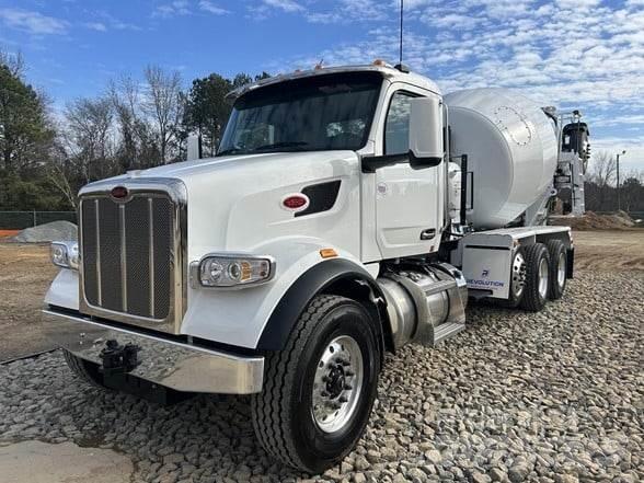 Peterbilt 567 Diger