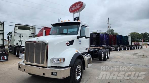 Peterbilt 567 Çekiciler
