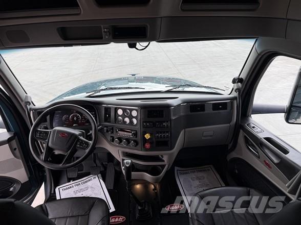 Peterbilt 567 Çekiciler